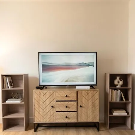 Large Bright 5-room Apartment4 Bedrooms Metro 5 Min * تولوز